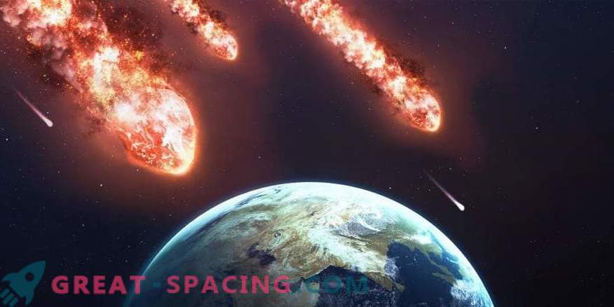 NASA avertizează: 3 asteroizi mari se apropie de Pământ