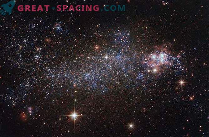 Hubble urmărește galaxia neregulată uimitoare