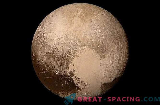 Pluto - un obiect foarte diferit de cel al lui Neptun Triton