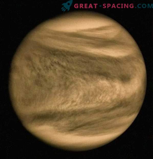 De aceea atmosfera lui Venus este atât de ciudată