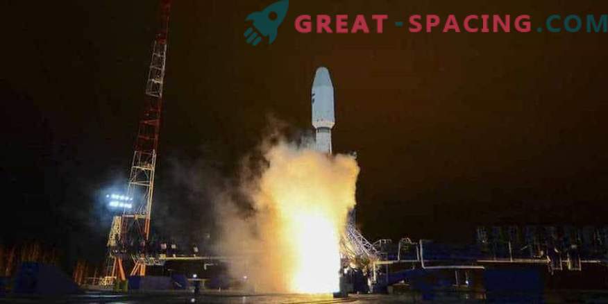 Racheta rusă a pus satelitul în orbită