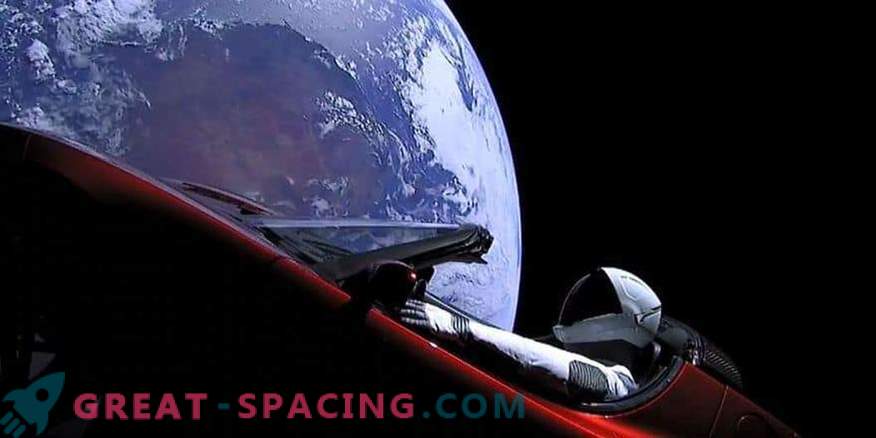 Starman en Tesla gaan verder dan Mars