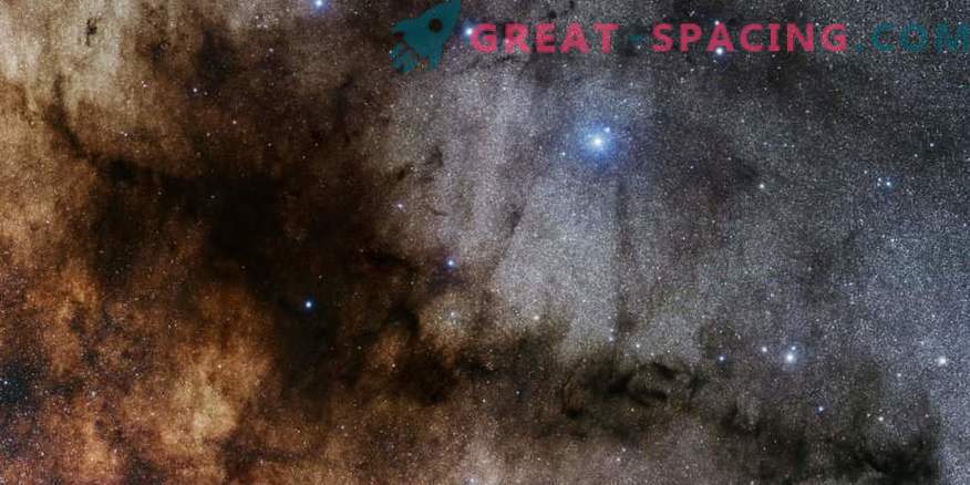 Telescopul a capturat o vedere uimitoare a unei galaxii de dormit