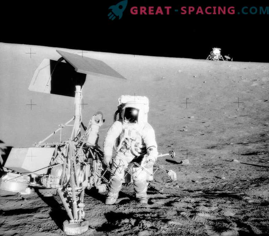 Echipajul Apollo-12 a găsit unul dintre primele vehicule lansate pe Lună în timpul aterizării