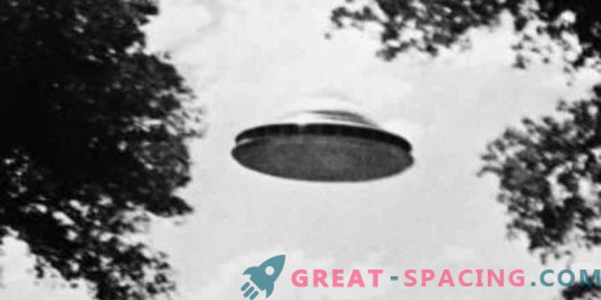 What strange lights the British colonists saw in 1639. Ufologists study the facts and rumors