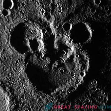 Ajutați NASA să numească craterele de pe Mercur