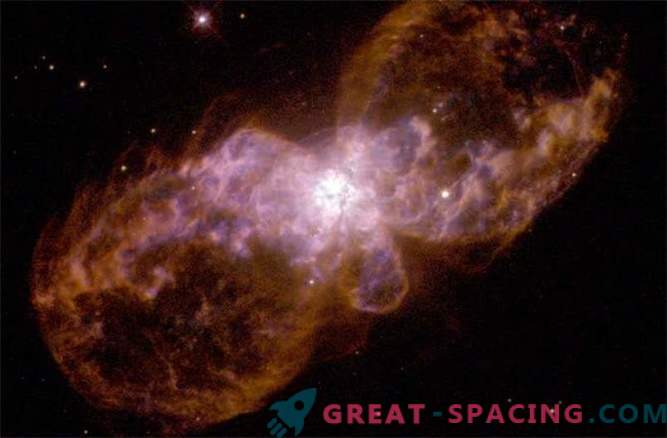 Fotografiile spectaculoase ale nebuloaselor planetare bipolare