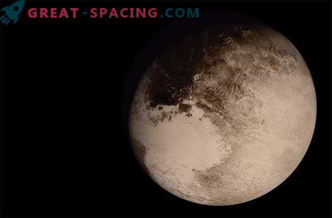 Fly peste Pluto, împreună cu misiunea de noi orizonturi