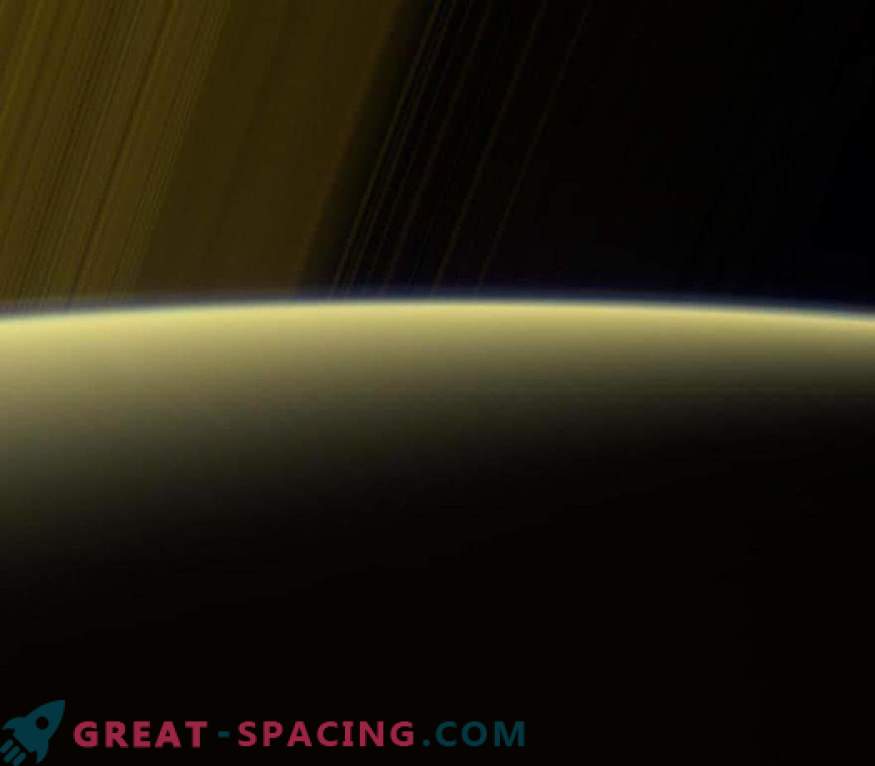 Cassini continuă până la finala mare