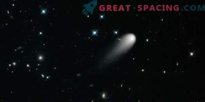 Astronomii se pregătesc pentru o sosire cometară de neuitat