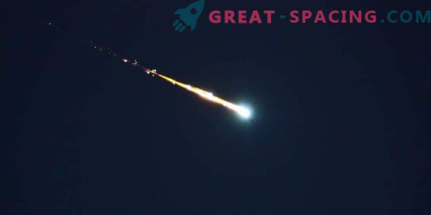De ce nimeni nu a observat explozia unui meteorit mare lângă coasta rusă