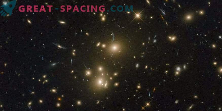 Imagini ale cosmosului: șiruri de stele fără adăpost