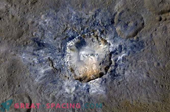 Craterul poligonal arată rupturile lui Ceres