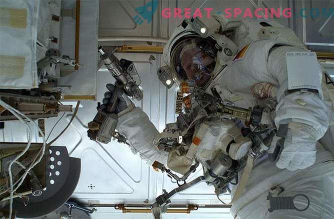 Astronauți la locul de muncă: astronauții au făcut fotografii uimitoare