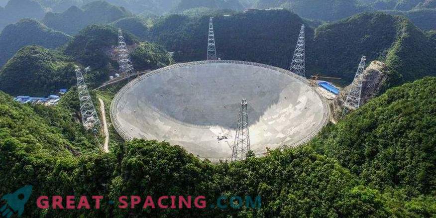 China a creat cel mai mare telescop pentru a căuta viața extraterestră