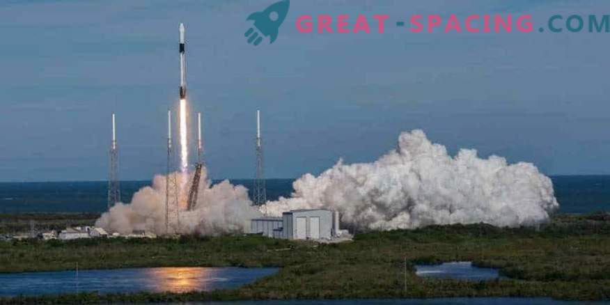 SpaceX a lansat ultimii 10 sateliți pentru Iridium