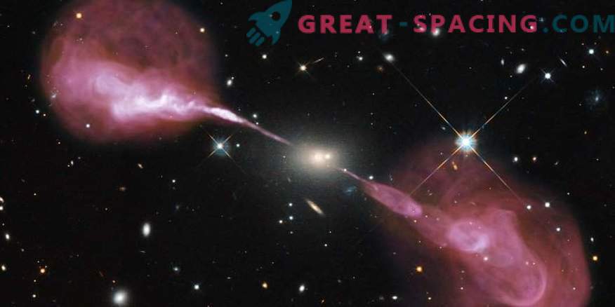 Astronomii raportează cea mai îndepărtată galaxie radio