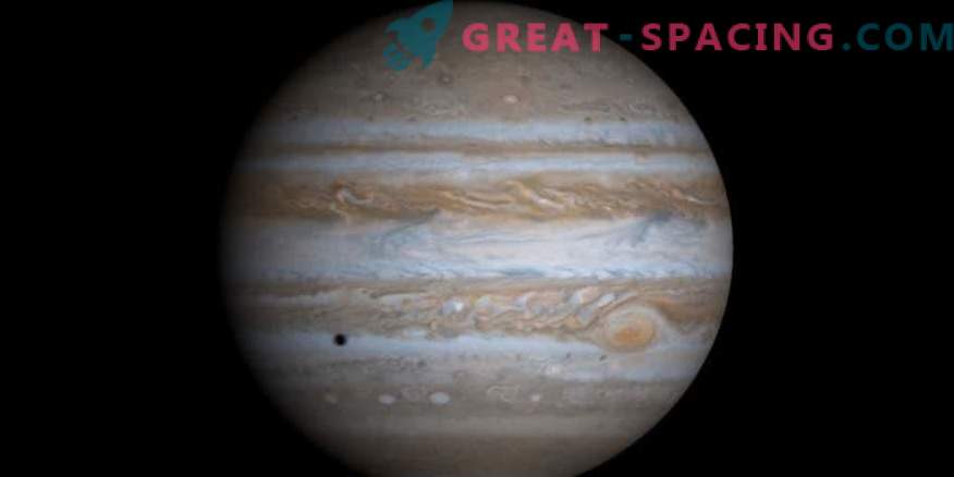 10 sateliți noi găsiți lângă Jupiter! Cum au reușit să se ascundă?