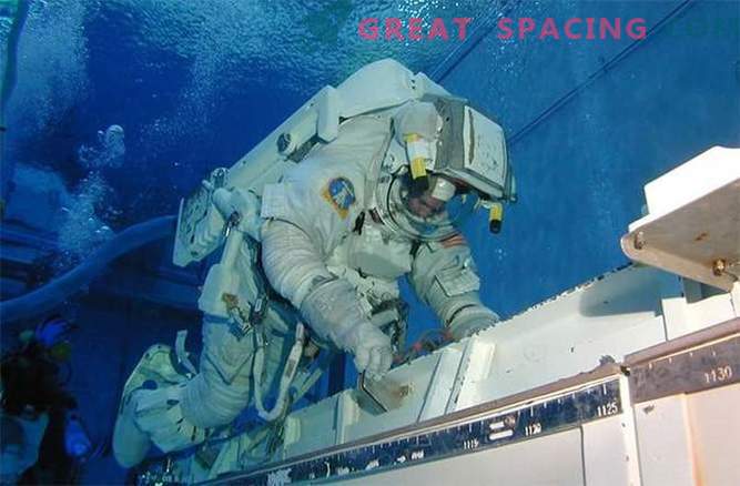 În cazul în care NASA simulează spațiu pentru formarea astronauților: photo
