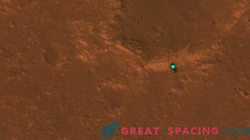 Câmpul de aterizare InSight în fotografii din spațiu