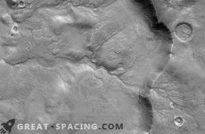 Acesta este un râu vechi înfășurat ... Pe Marte