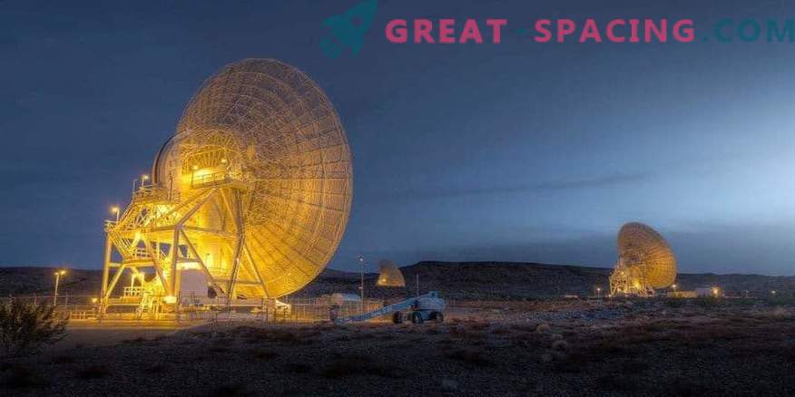 Antene pentru sateliți de comunicații mai ușoare și mai economice