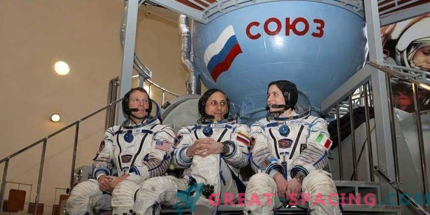 Agenția Spațială Rusă caută noi astronauti pentru călătorii lunare