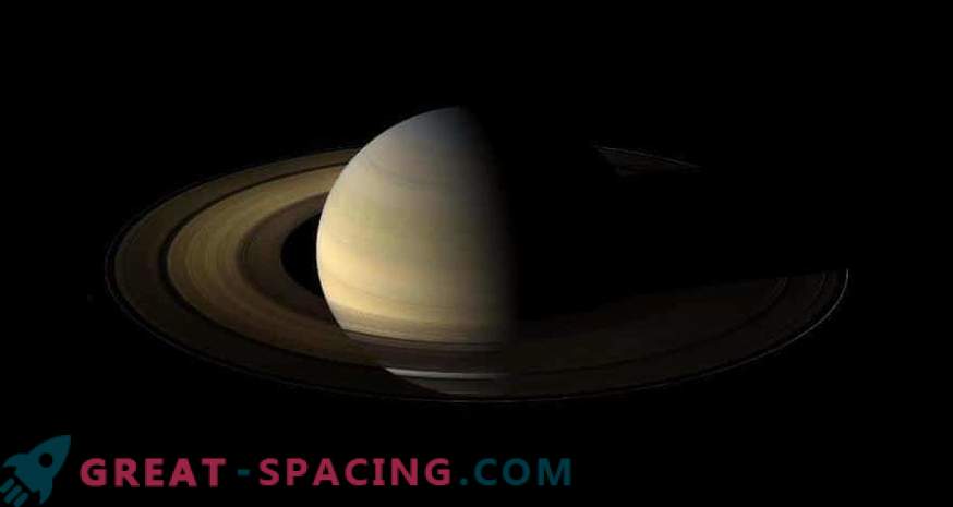 Cassini observa solstício