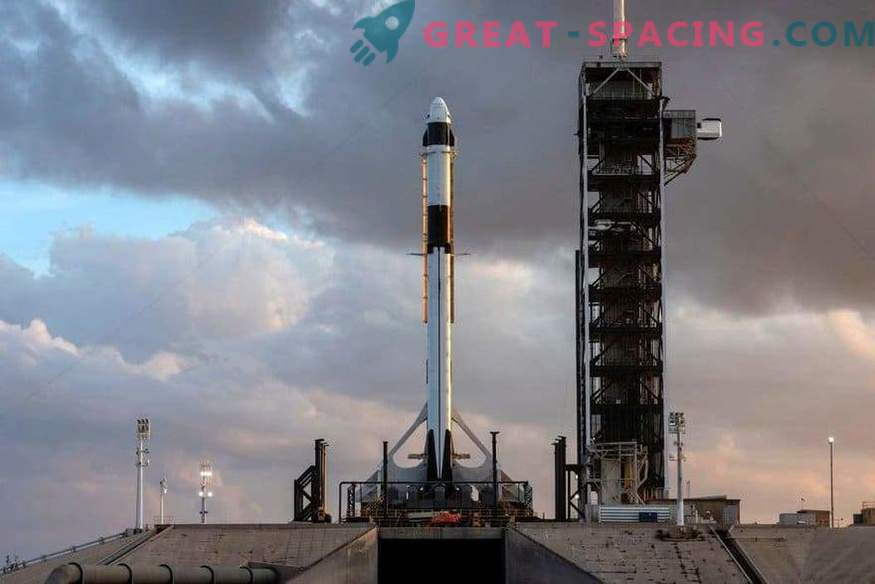 Primul echipaj SpaceX de pe platforma de lansare